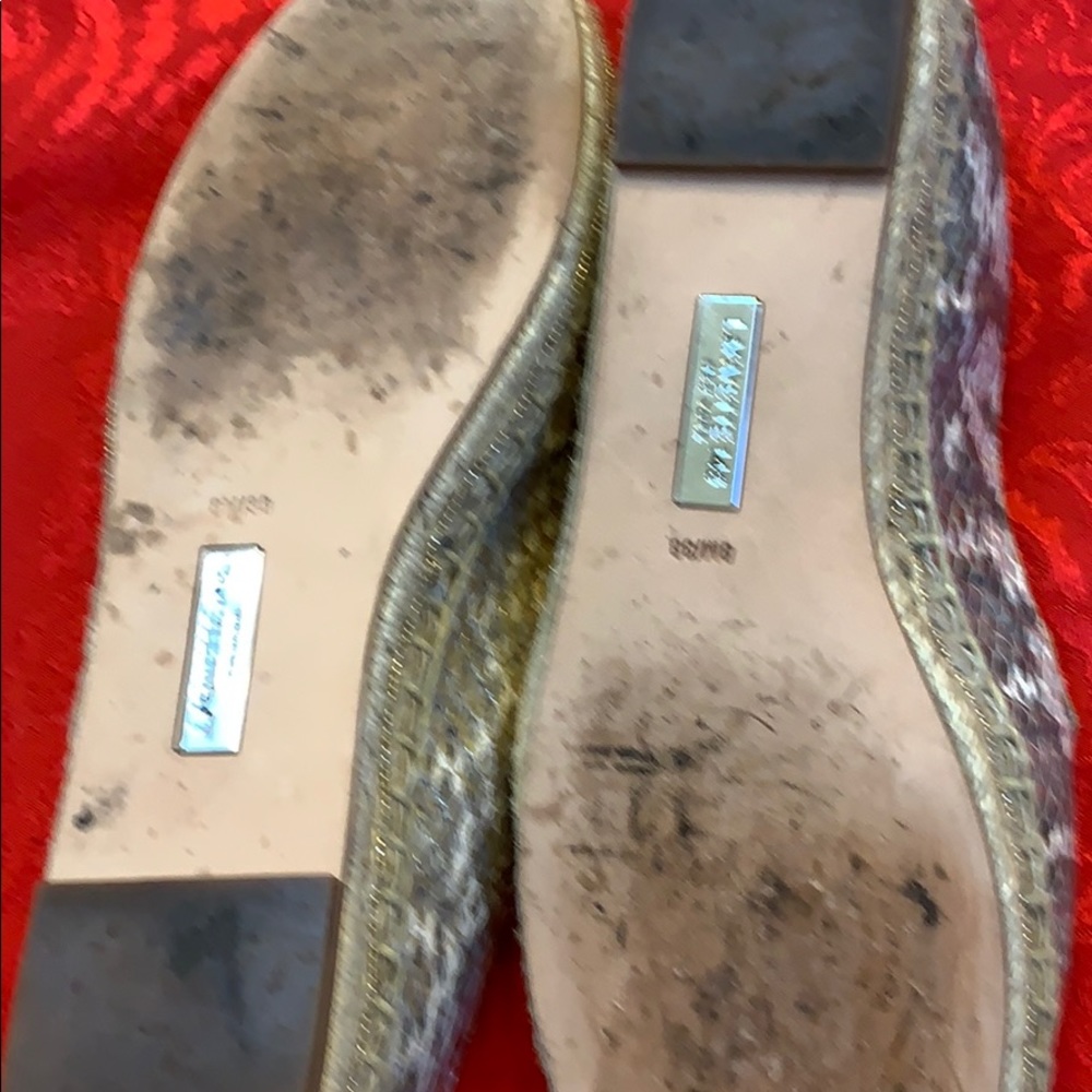 Shoes - Picture 2 of 4